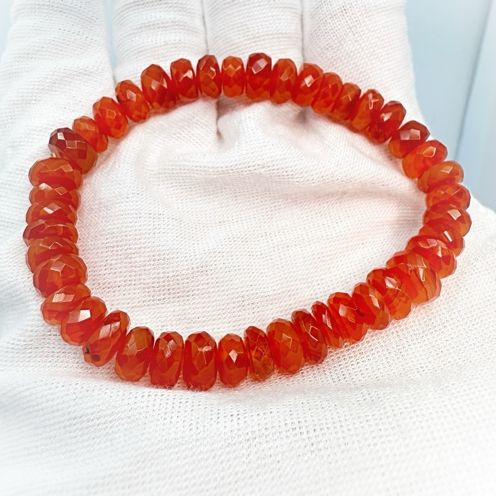 Elegant Orange Carnelian Beaded Bracelet! - Picture 3 of 5